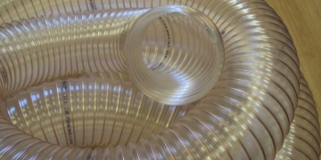 HOSES / PUR hoses / ✔ Polyurethane hose for large and highly abrasive materials. ✔ Polyurethane hose for Seeders. - PUR SUPERFLEX PU 900 E HOSES / PUR hoses / ✔ Polyurethane hose for large and highly abrasive materials. ✔ Polyurethane hose for Seeders. - PUR SUPERFLEX PU 900 E